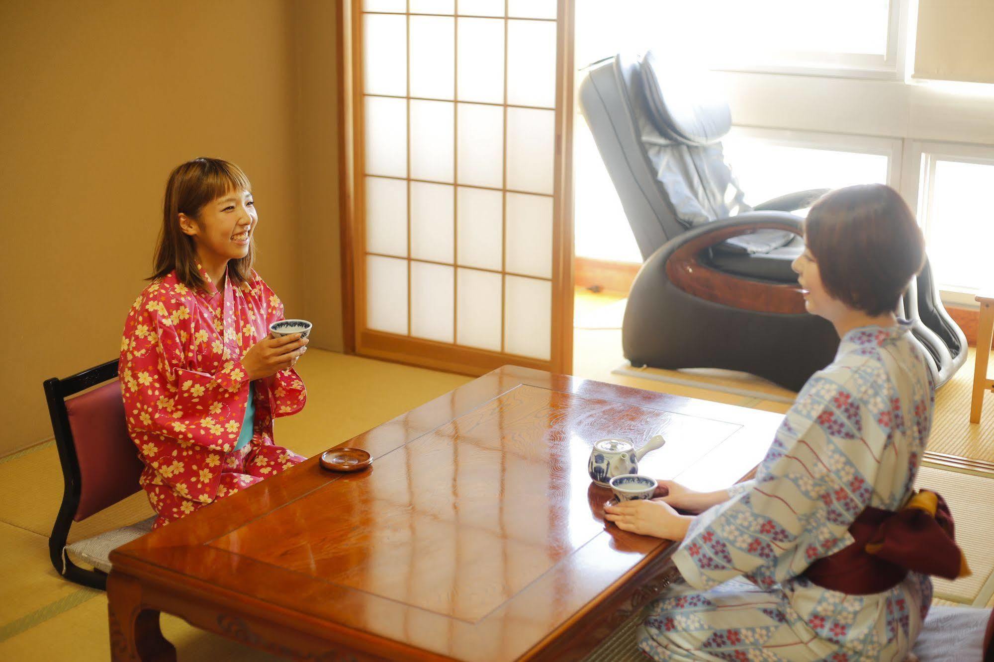 Ikoitei Kikuman Hotel Yonago Buitenkant foto